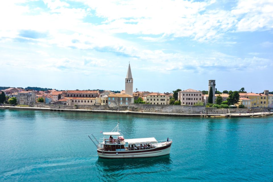 Poreč: Firework Sea Cruise - Experience Highlights