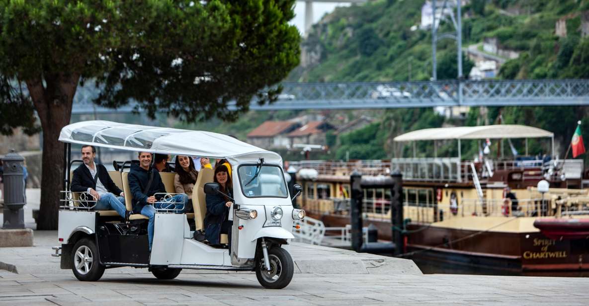 Porto: City to the Ocean Tuk-Tuk Tour - Eco-Friendly Experience