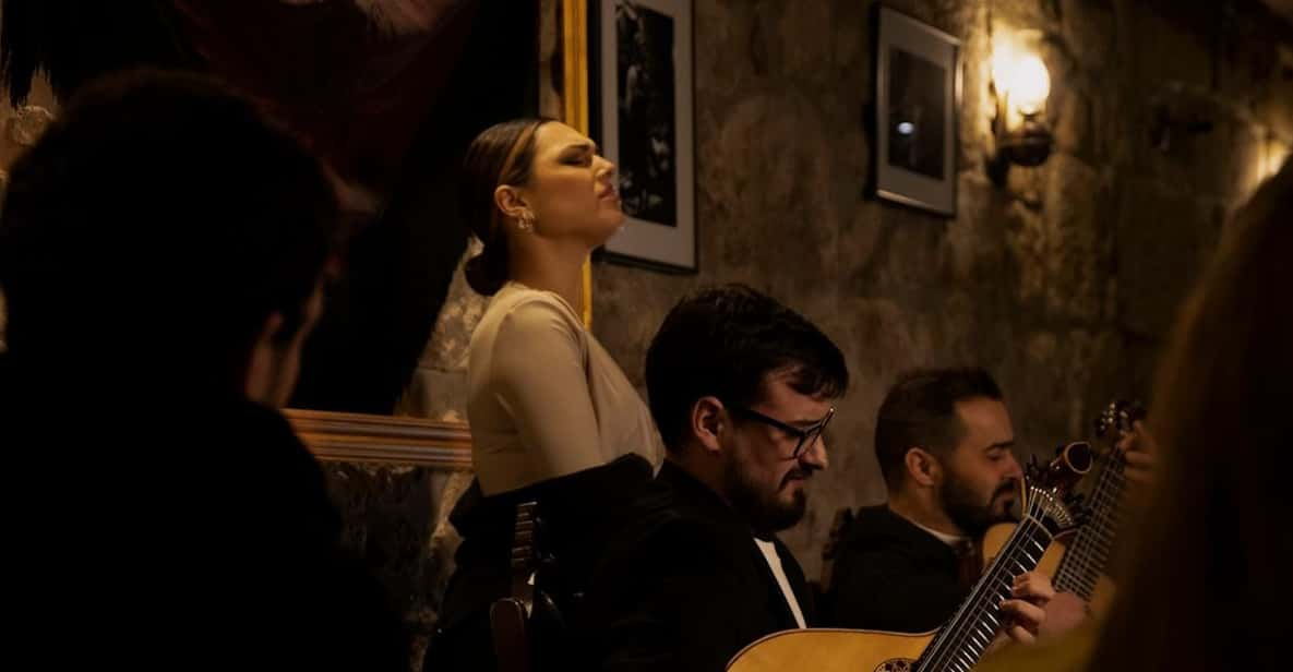 Porto: Intimate Fado Concert in a Traditional Tavern - Performance Highlights