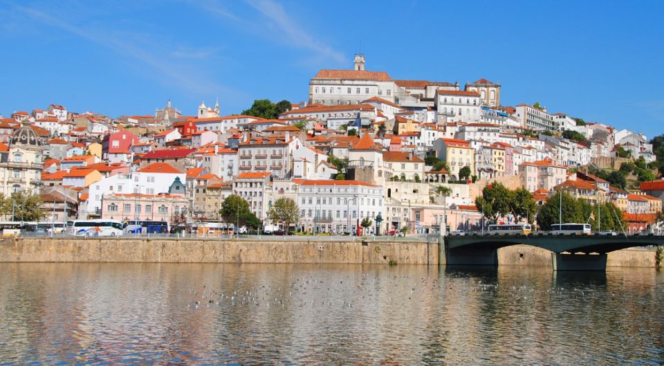 Porto: Private Transfer to Coimbra - Transfer Features