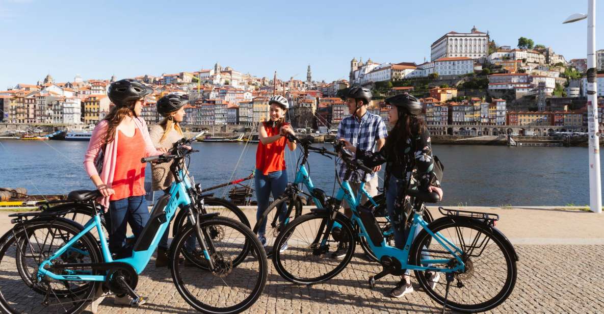 Porto: Riverside Panoramic Bike Tour - Guided Tour Highlights