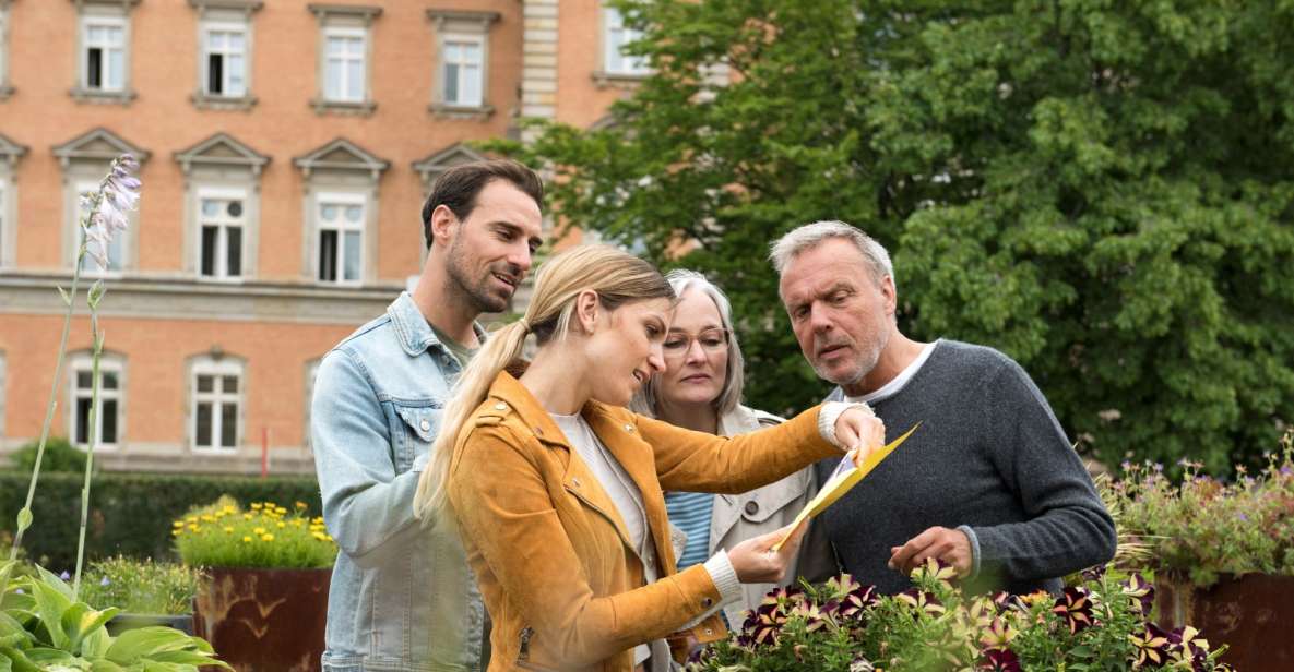 Potsdam: Jägervorstadt Outdoor Crime Mystery Tour - Taking in the Film Environment