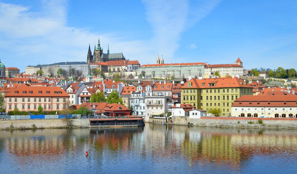 Prague: 3h Private Tour of Prague Castle, Admission Incl. - Key Attractions