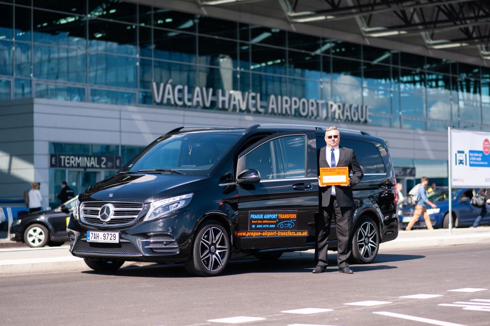 Prague Airport: Shared Shuttle To/From Václav Havel Airport - Door-to-Door Transportation