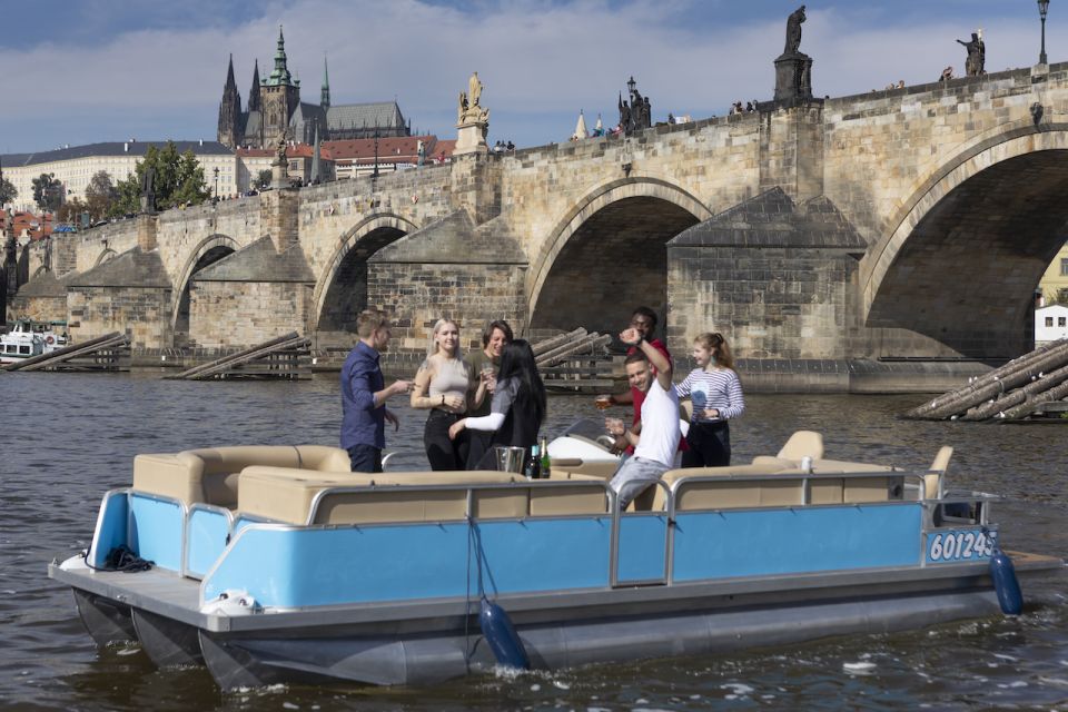 Prague: Beer Boat Tour - Experience Highlights