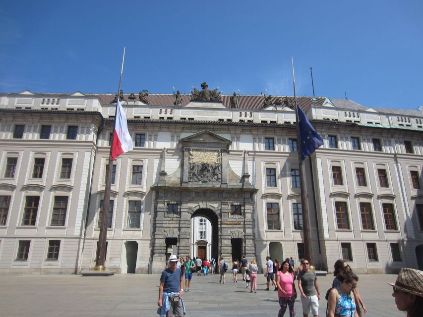 Prague: Castle and Lesser Town Walking Tour With Local Guide - Guided Tour Features