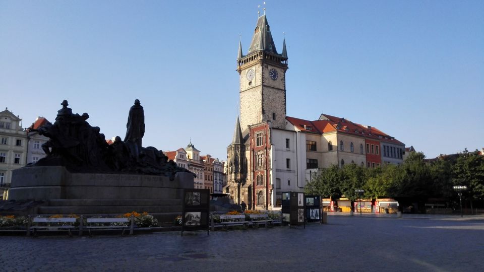 Prague Half-Day City Tour by Car - Experience and Comfort