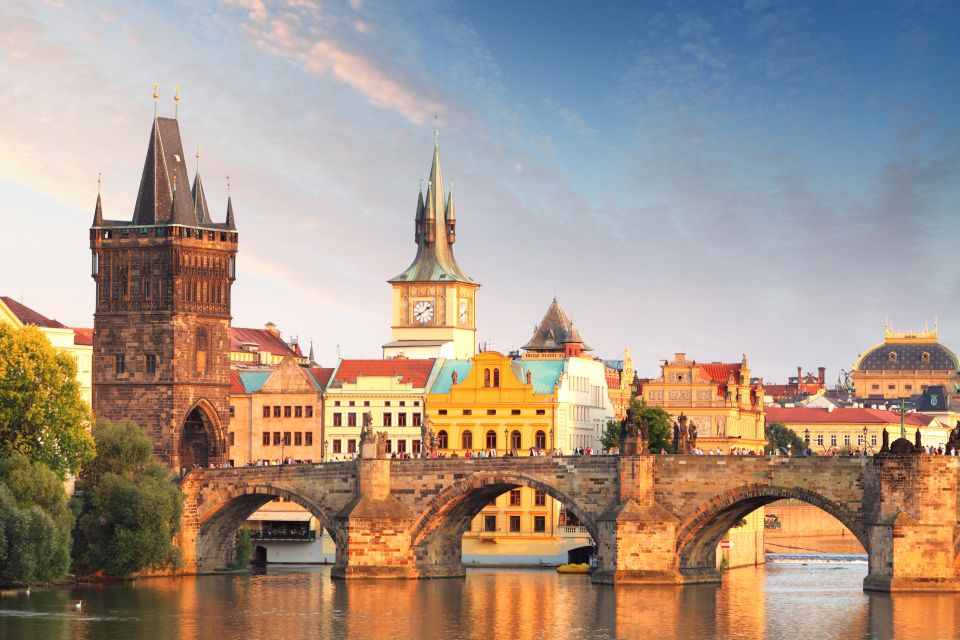 Prague: Old Town and Charles Bridge Tour - Experience and Inclusions