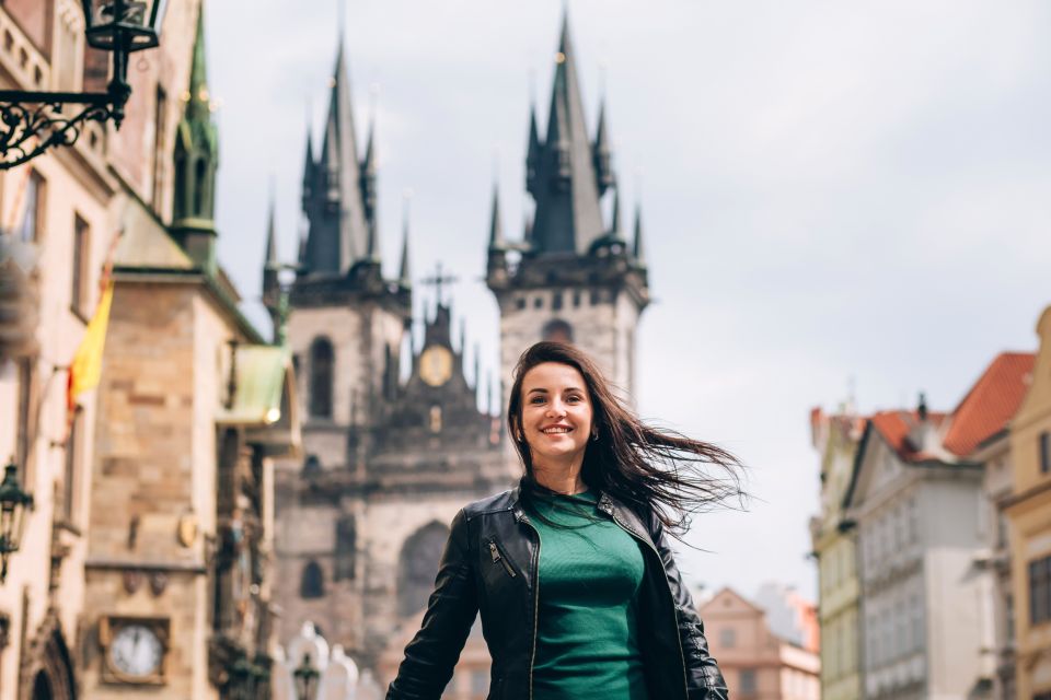 Prague: Professional Photoshoot at Prague Old Town - Location and Meeting Point