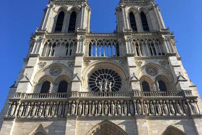 Private 3 Hour Historical Walking Tour in Paris Medieval - Inclusions and Accessibility