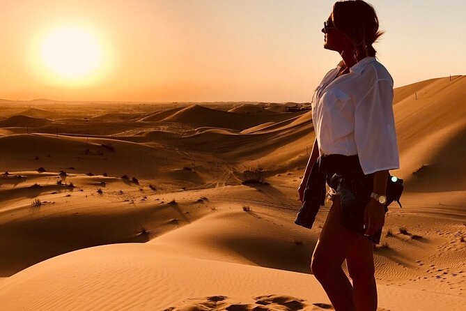 Private 4x4 Sunrise Desert Safari With Refreshments & Camel Ride in Dubai - Refreshment Offerings