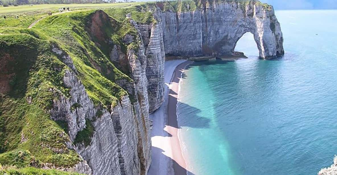 Private Day Trip Etretat and Honfleur From Le Havre - Exploring Etretats Scenic Cliffs