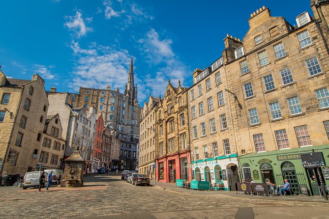 Private Edinburgh Photography Tour - Meeting and Pickup