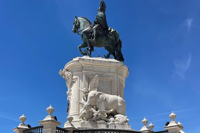 Private Guided Walking Tour in Lisbon - Tour Inclusions