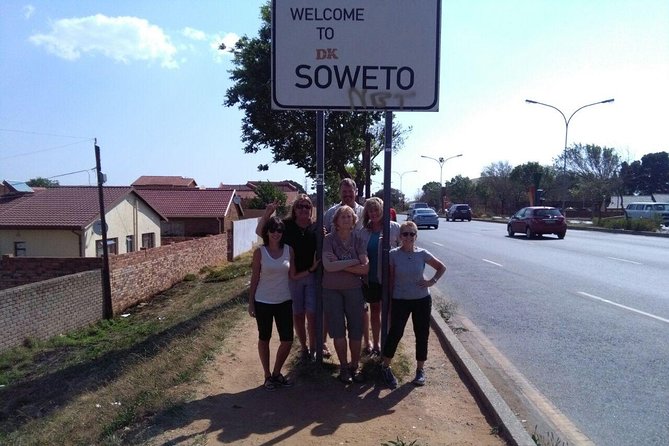 Private Johannesburg Full Day Tour Incl Soweto & Cultural Experience - Exploring Apartheid Museum