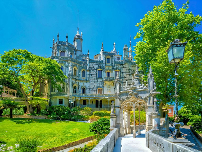 Private Lisbon: Sintra > Pena Palace > Quinta Regaleira > Cascais - Experience Quinta Da Regaleira