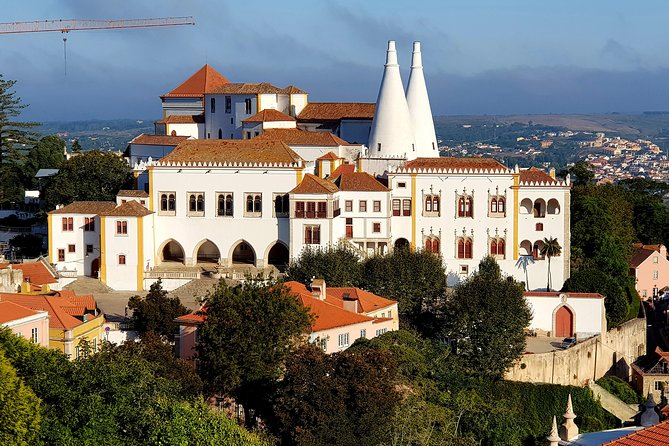 Private Monuments Tour in Sintra From Lisbon - Moorish Castle and Pena Palace