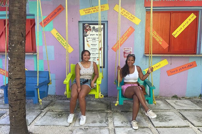 Private Pedicab Tour of Downtown Nassau Attractions - Bottled Water and Audio