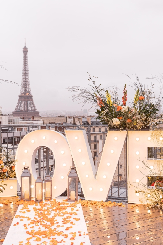 Private Rooftop/ Lgbtqia+ Proposal in Paris & Photographer - Champagne Celebration