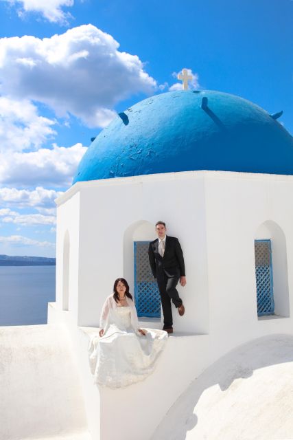 Private Santorini Wedding Photoshoot - Photographer and Photographic Style