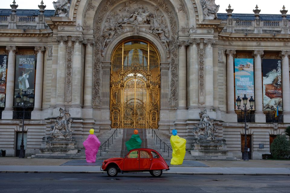 Private Tour 2CV Paris Secret - Sightseeing Destinations