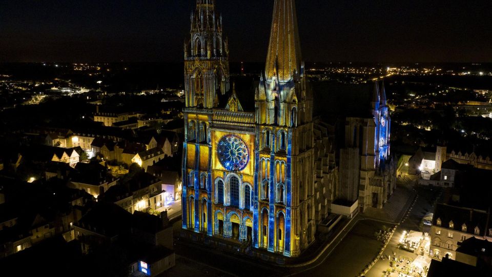 Private Tour of Chartres Town From Paris - Chartres Cathedral Exploration