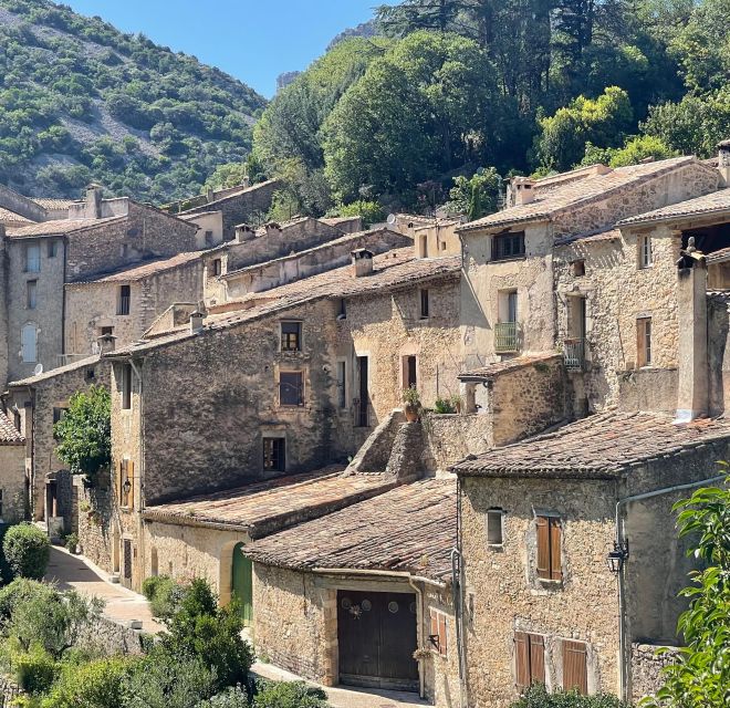 Private Tour of Saint Guilhem and the Devils Bridge - UNESCO-classified Sites