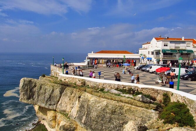 Private Tour to Fatima, Nazare and Obidos - Discovering Obidos