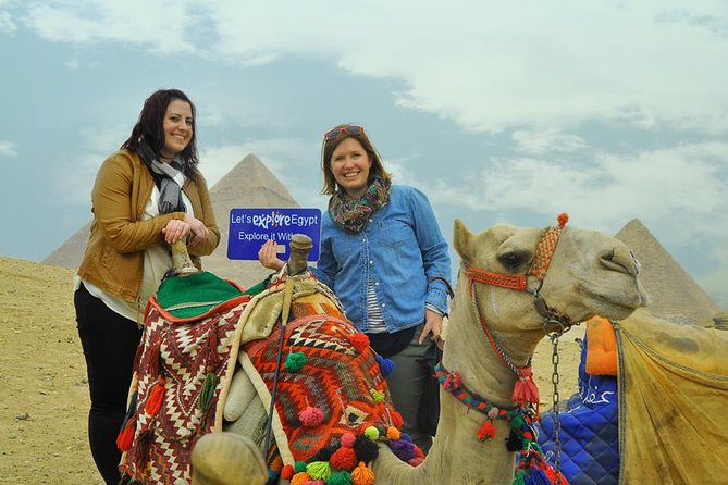 Private Tour to Giza Pyramids With Professional Photographer - Meeting and Pickup