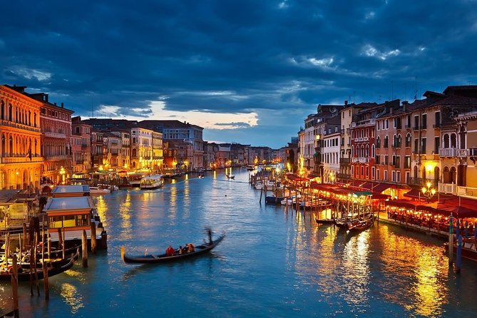 Private Tour: Venice Grand Canal Evening Boat Tour - Tour Experience