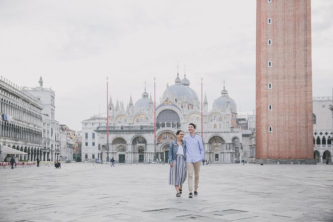 Private Vacation Photography Session With Local Photographer in Venice - Online Image Gallery Delivery