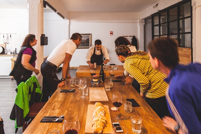 Private Workshop Preparation of Pintxos With Lunch in Bilbao - Alcoholic Beverage Offerings