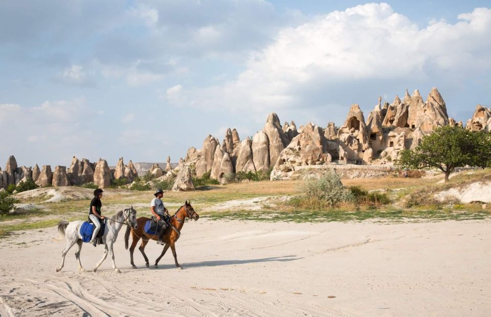 Professional Ride a Horse at Full Gallop in Cappadocia - Inclusions and Exclusions