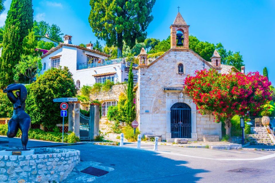 Provence & Its Medieval Villages Full Day Sightseeing Tour - Gourdon, a Fortified Village