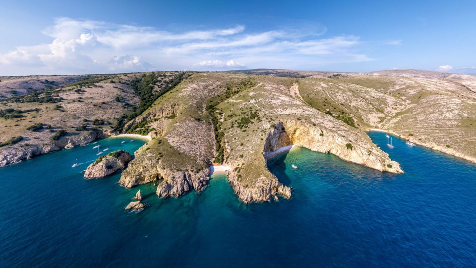 Punat-Private 3.5 Hour Trip to Stara Baška Wild Bays - Boat Features