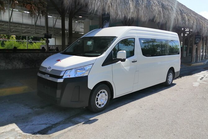 Punta Cana Airport to Punta Cana Hotels ( up to 25 Km) - Air-conditioned Vehicle