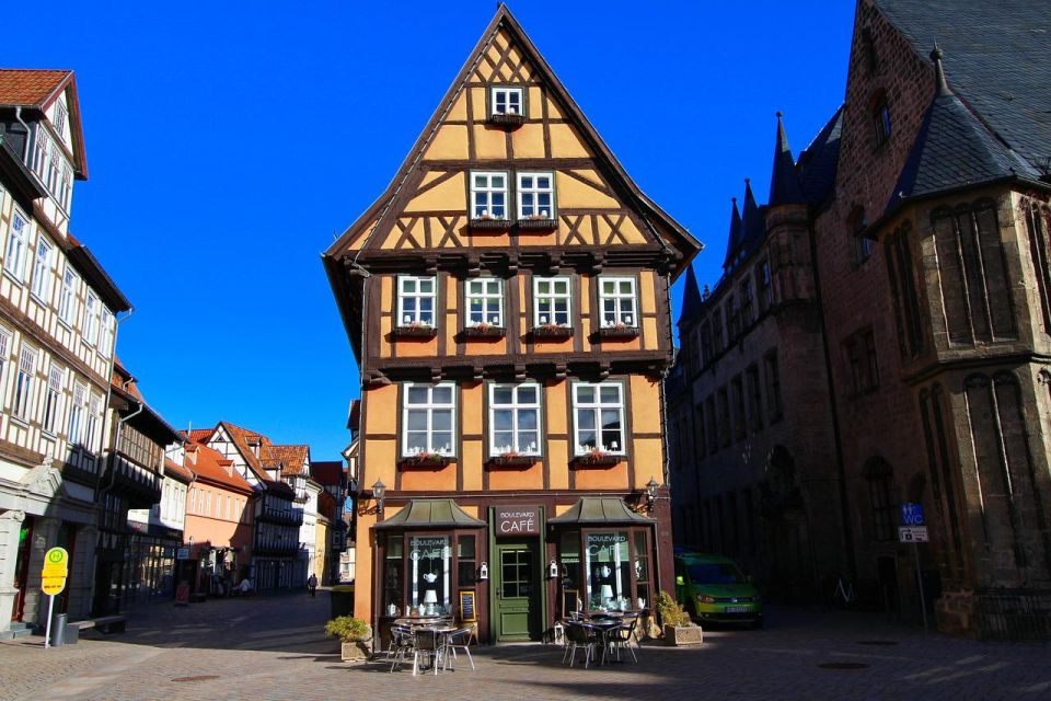 Quedlinburg UNESCO World Heritage (The Old Town Tour) - Exploring the Schlossberg