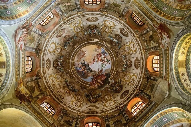 Ravenna, the Most Beautiful Mosaics in the City of Paradise - Marveling at the Galla Placidia Mausoleum