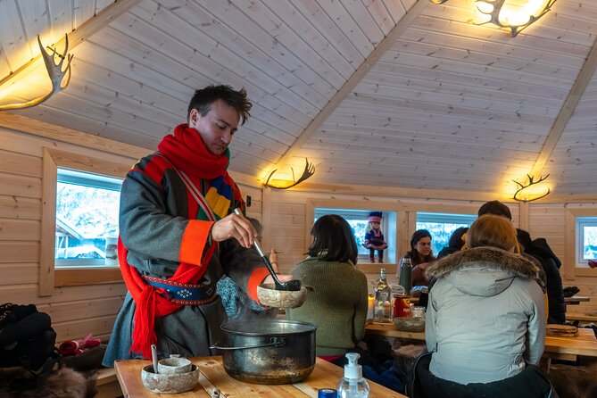 Reindeer Feeding & Saami Culture With Chance for Northern Lights - Dining and Refreshments