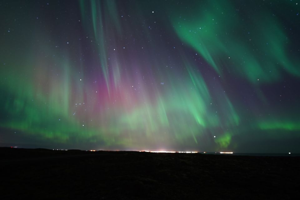 Reykjavik: Premium Northern Lights Tour With Free Photos - Tour Duration and Timing