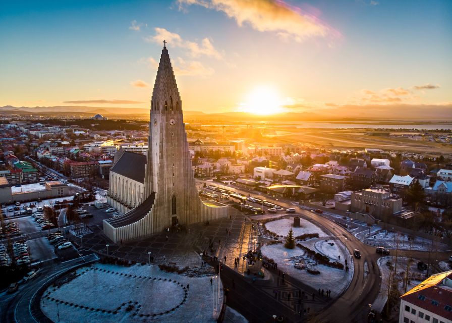 Reykjavik: Private 3-Hour Walking Tour for Seniors - National Museum of Iceland