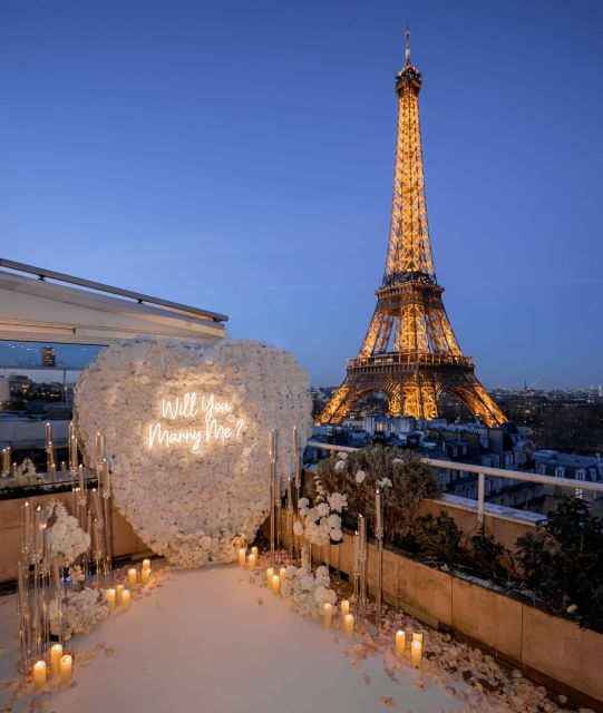 Romantic Eiffel Proposal on Enchanted Private Terrace - Venue Features and Location