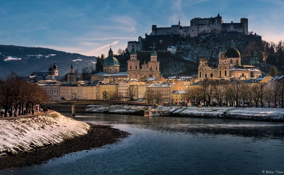 Salzburg: Christmas Advent Concert With Dinner - Panoramic Views of Salzburg