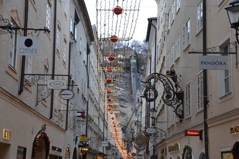 Salzburg Christmas Market Tour - Customizing the Tour With the Local Guide