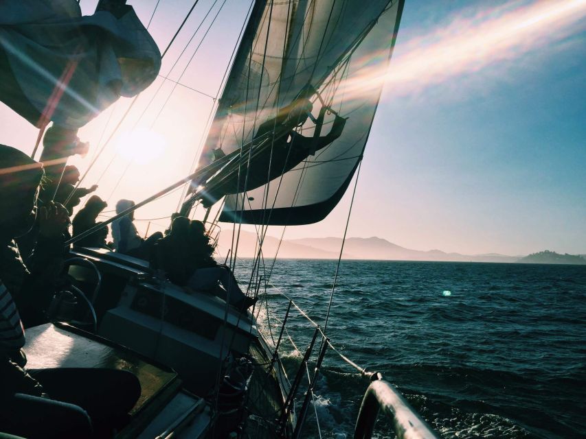 San Francisco: Bay Sailing Tour With Drinks - Privateer Sailboat