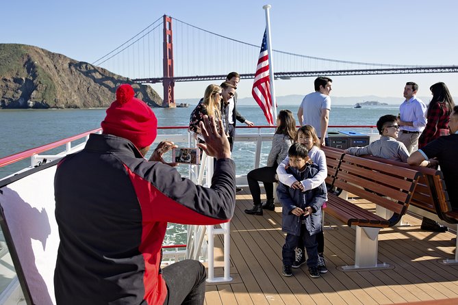 San Francisco Bridge-to-Bridge Cruise - Audio Commentary and Accessibility