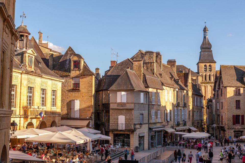 Sarlat Gourmet Tour & Market Visit With Tastings - Sarlats Renowned Ingredients