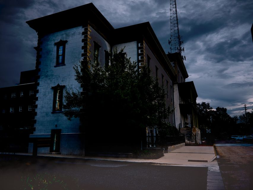 Savannah: Sixth Sense Savannah Ghost Tour - Haunted Locations