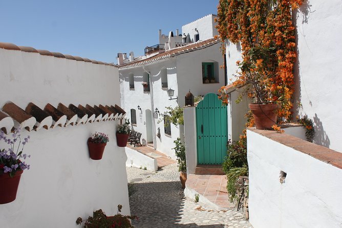 Semi-Private Tour to Frigiliana and the Lost Village With Lunch Included - Physical Fitness Level