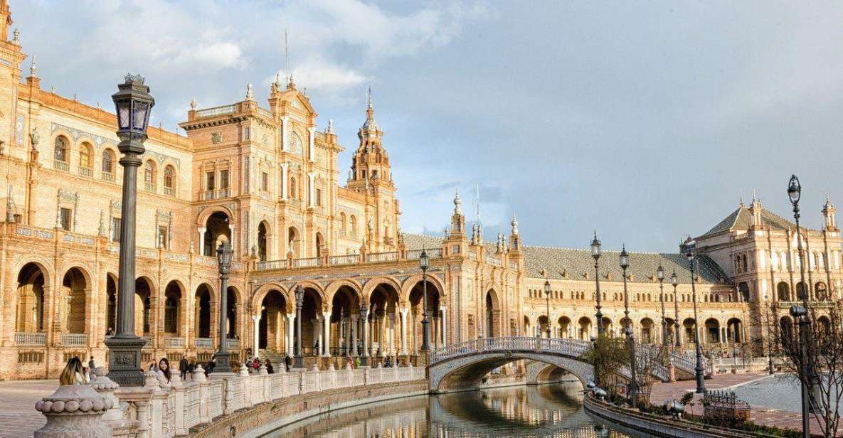 Seville Private Guided Walking Tour - Discover the Archivo General De Indias